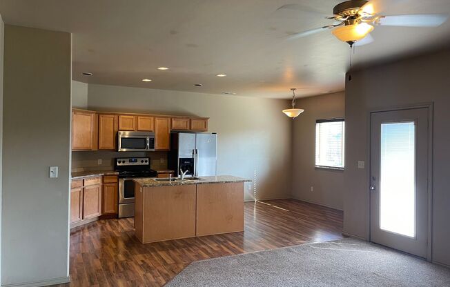 3156 Cross Canyon Ln