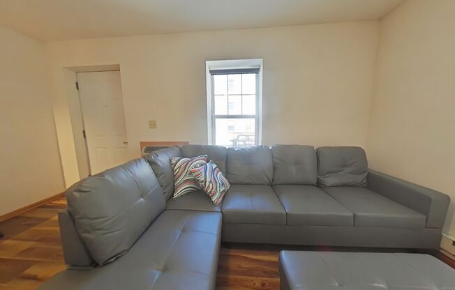 4 beds, 2 baths, $4,500, Unit CV 1002-P
