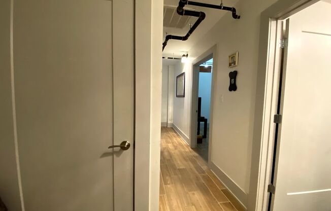 1 bed, 1 bath, 823 sqft, $1,795, Unit 1432-010