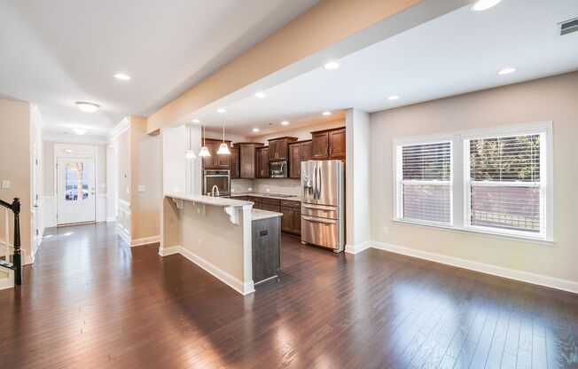 Stylish 5-Bed Ballantyne Home with Solar Savings & Modern Upgrades!