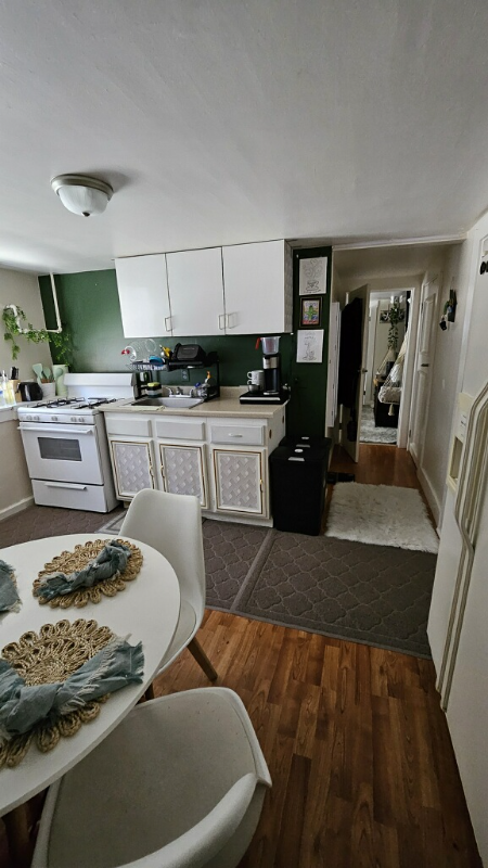 32 S MORRISON AVE