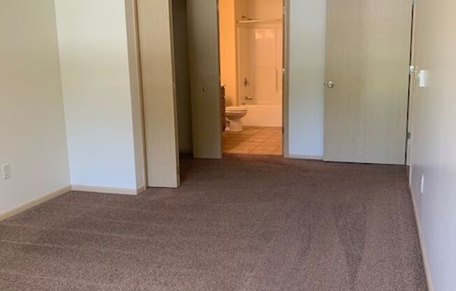 2 beds, 2 baths, 1,200 sqft, $1,495, Unit 3717-205