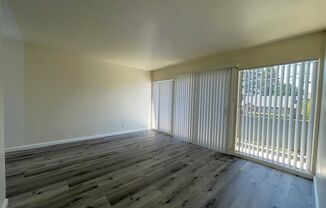 2 beds, 1 bath, $3,695, Unit 1D