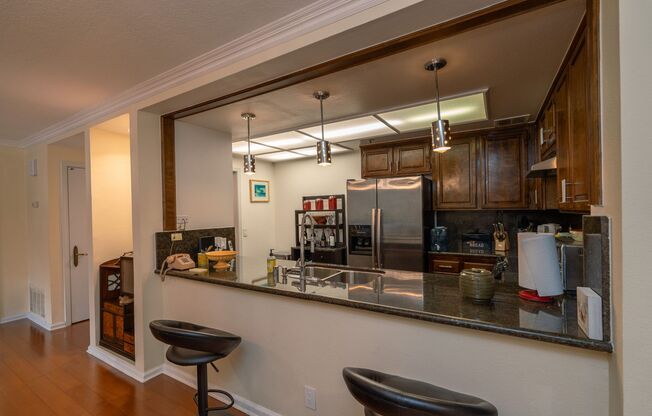 2 beds, 2 baths, $3,500, Unit APARTMENT 305