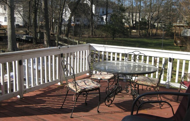 Beautiful Colonial Two-Story House in Chester – 4 bed/2.5 bath