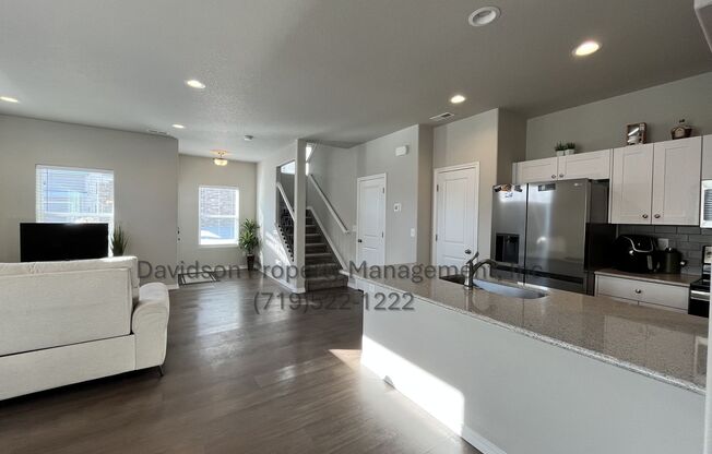 Stunning Townhouse Located in Northeast Colorado Springs
