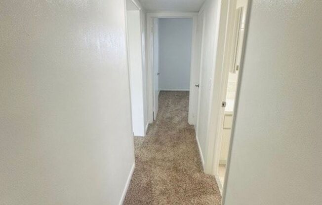 2 beds, 1 bath, 802 sqft, $1,995, Unit A225