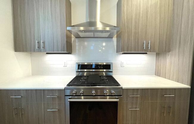 2 Bedroom 2 Full Bathrooms and 2 Half Bathrooms in Denver's West Colfax Neighborhood