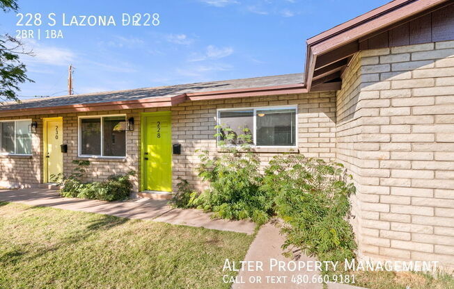 228 S LAZONA DR