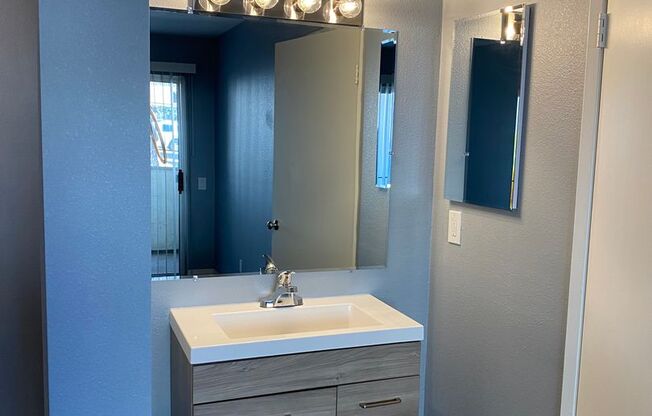 Uptown Villas | Spacious Apartments with parking in Grant Hill!