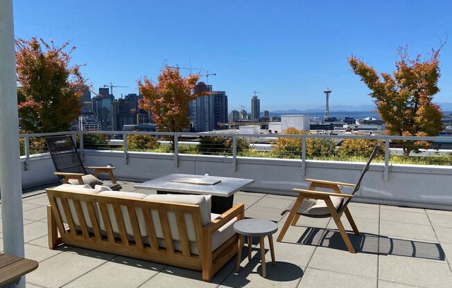 1 bed, 1 bath, 575 sqft, $1,825, Unit 207