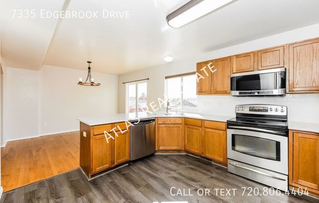 7335 EDGEBROOK DR