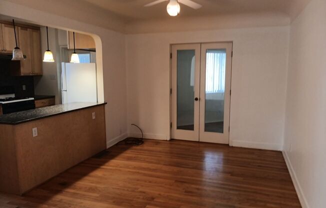 3 beds, 2 baths, $2,299