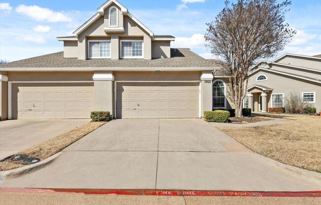 Beautifully Appointed 3-Bedroom Home Near It All!