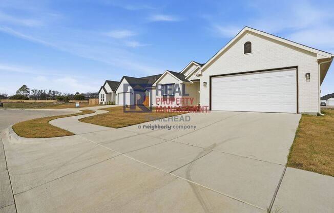 Luxury-Inspired 4-Bedroom Home with Distinctive Interior Design