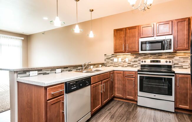 1 bed, 1 bath, 782 sqft, $1,150, Unit B214