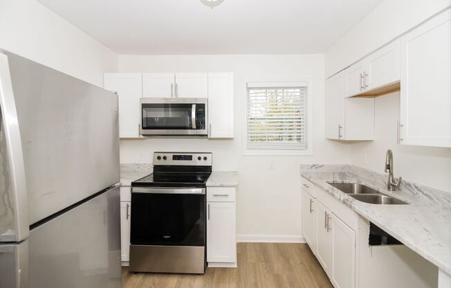 1 bed, 1 bath, 650 sqft, $790, Unit 1080-2