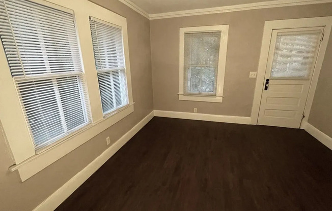 Affordable 1/1 next to Cascades Park!
