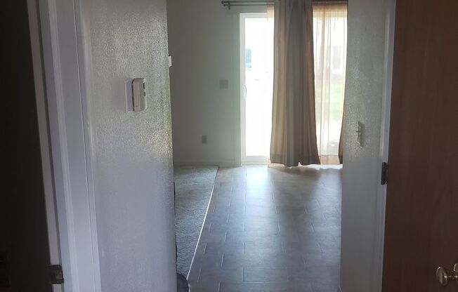 Great 3 bed 2 1/2 bath condo in the Brandywine subdivision