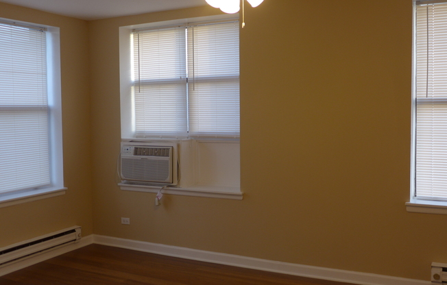 1 bed, 1 bath, 700 sqft, $1,795, Unit 403