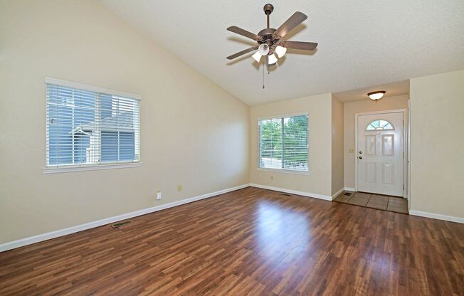 3BD/2BA Home Backs to Open Space!