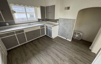 1 bed, 1 bath, $990