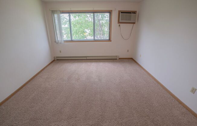 2 beds, 1 bath, 760 sqft, $795, Unit 3120-304