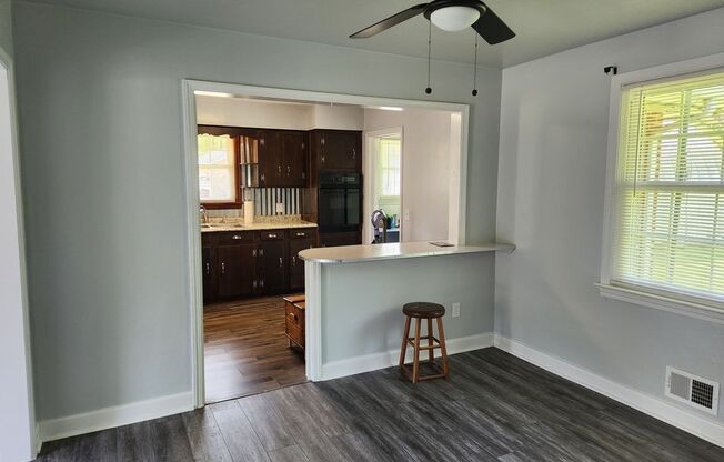 S BATTLEFIELD BLVD FOR RENT!!