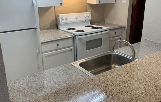 Santa Monica Apartments