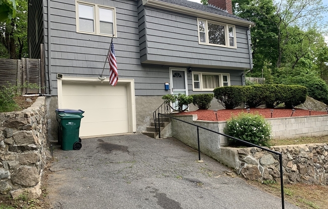 25 MOON RD