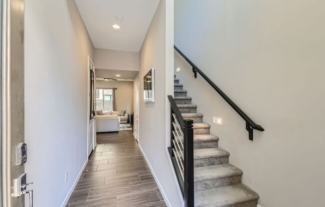 Gorgeous and modern townhome in gated community-fully furnished and ready to move in!