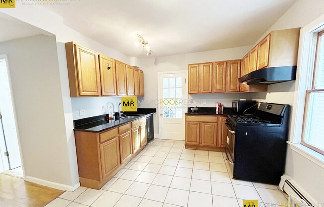 40 PLYMOUTH ST
