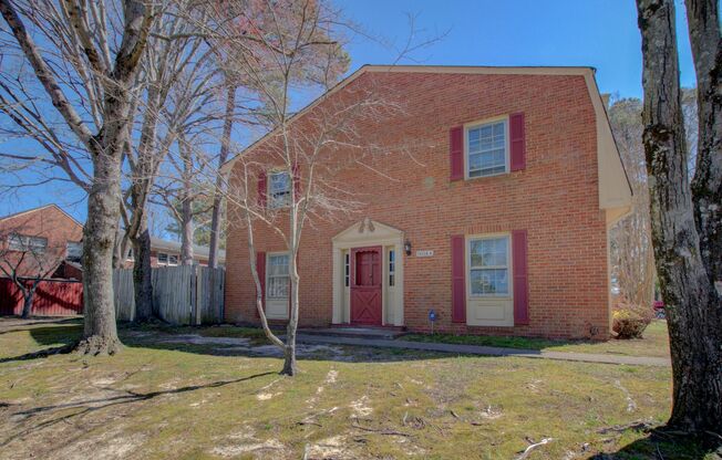 Renovated 3 Bedroom, 2 1/2 Bath Townhome in Newport News