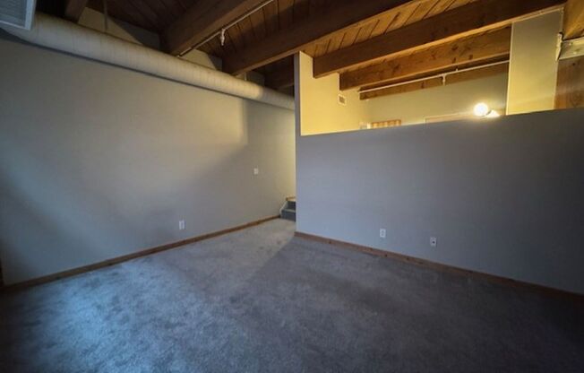 1 bed, 1 bath, 630 sqft, $1,225, Unit 821