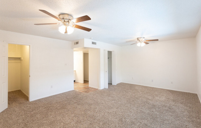 1 bed, 1 bath, 1,000 sqft, $835