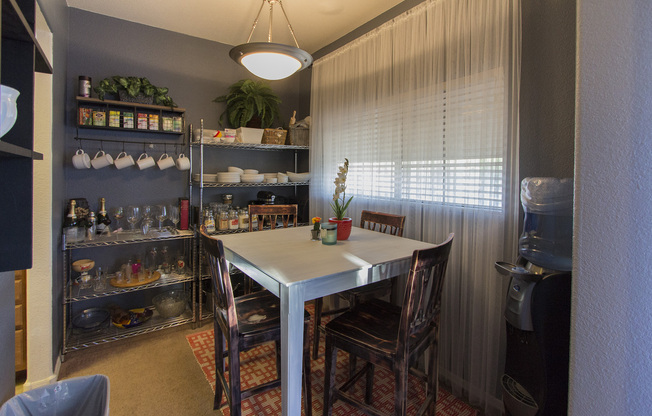 2 beds, 2 baths, $1,370