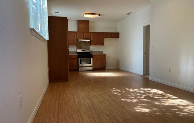 2 beds, 2 baths, $2,450