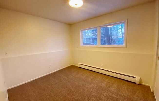 2 beds, 1 bath, $1,450, Unit 1