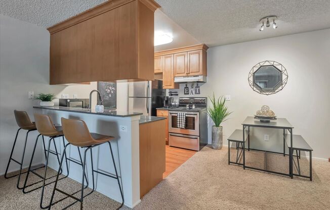 1 bed, 1 bath, $2,250, Unit UNIT 14