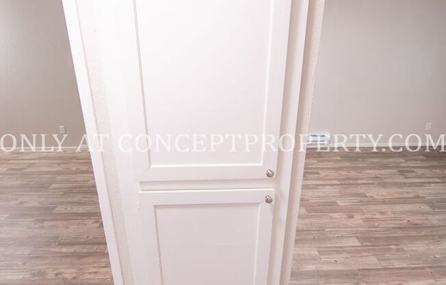 2 beds, 1 bath, 725 sqft, $1,199, Unit A9