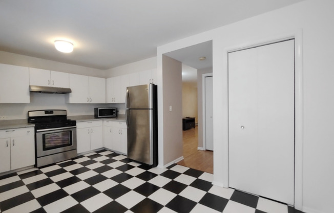 7241 Franklin Street