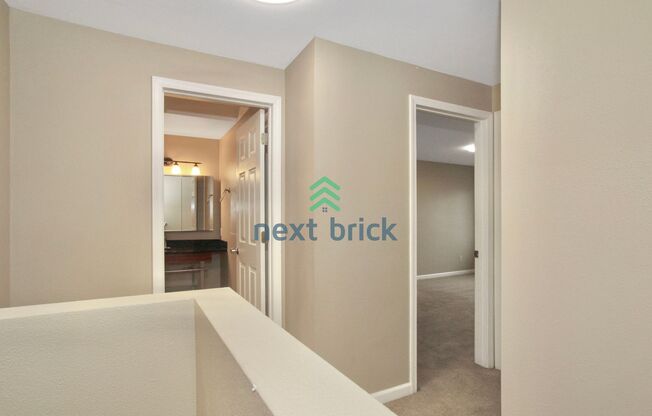 2 beds, 2.5 baths, $1,999, Unit UNIT G39