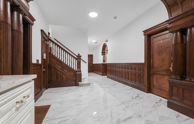 Studio, 1 bath, 518 sqft, $2,500, Unit 32