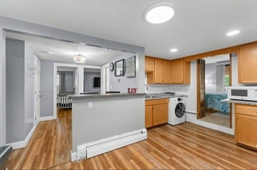 44 WOODLAWN AVE