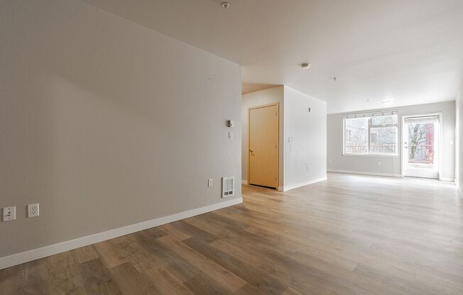 Studio, 1 bath, 543 sqft, $1,209, Unit B108