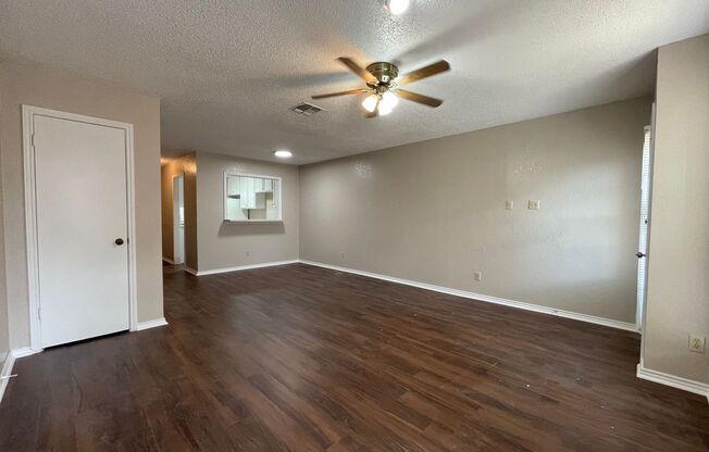AVAILABLE NOW 2 BEDROOM 1.5 BATH TOWNHOME IN SW FORT WORTH