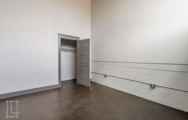 1 bed, 1 bath, $1,585, Unit 727 N. 4th St. Apt. 121