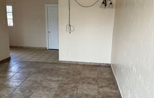 Great 1 Bed 1 Bath located near NMSU