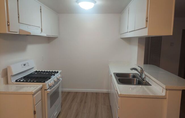 1 bed, 1 bath, 720 sqft, $2,250, Unit 608