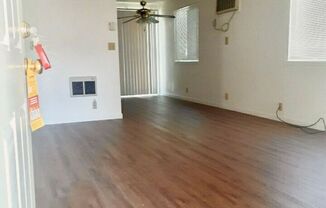 2 beds, 1 bath, $1,300